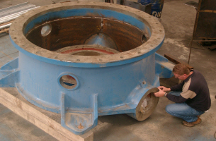 Liner plates fitted to crusher bowl